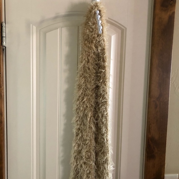 Accessories - NWOT - Caramel Color Eyelash Yarn Winter Scarf